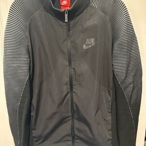 Nike Men's Black Small Jacket
